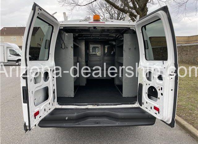 2010 Ford Econoline Cargo Van E250 Commercial full