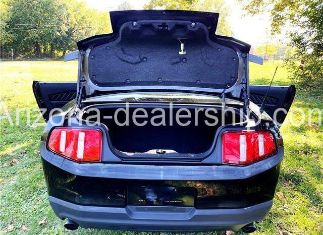 2011 Ford Mustang V6 Premium full