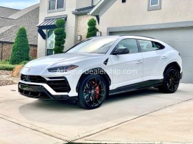 2022 Lamborghini Urus