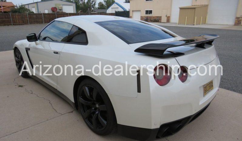 2010 Nissan GT-R Premium full