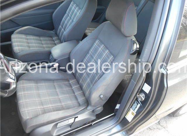 2010 Volkswagen Golf full