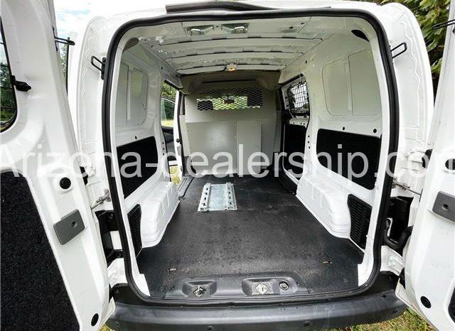 2017 Chevrolet Express LT full