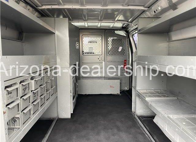 2010 Ford Econoline Cargo Van E250 Commercial full