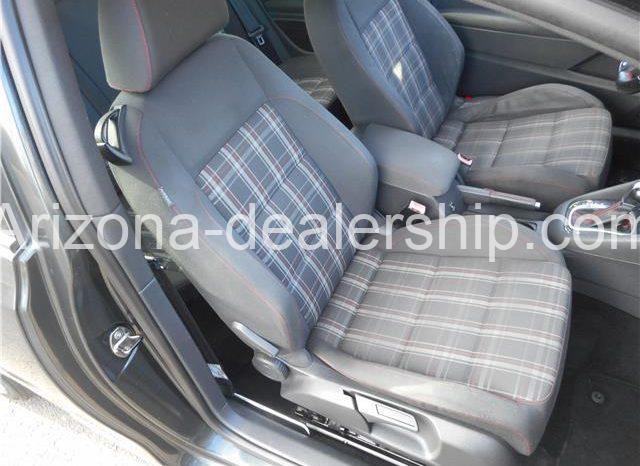 2010 Volkswagen Golf full