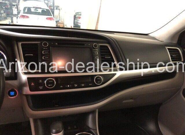 2018 Toyota Highlander XLE full