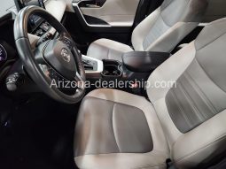 2020 Toyota RAV4 XLE Premium full