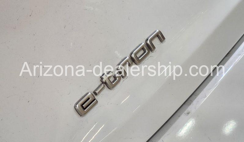 2019 Audi e-tron Prestige full