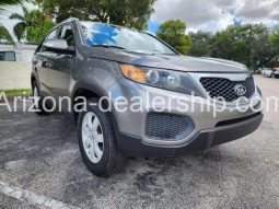 2013 Kia Sorento LX Sport Utility 4D full