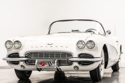 1961 Chevrolet Corvette Fuelie 315hp full