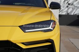 2022 Lamborghini Urus full