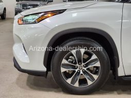 2020 Toyota Highlander XLE full