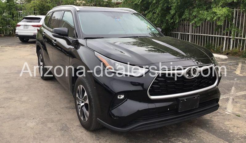 2021 Toyota Highlander XLE full