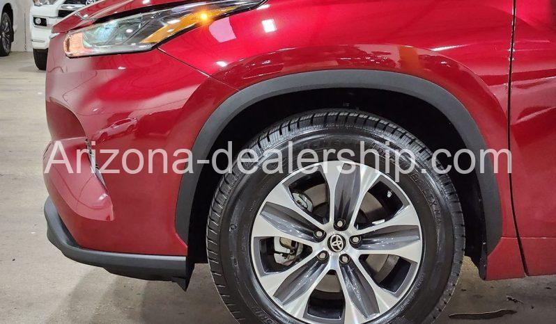 2021 Toyota Highlander XLE full