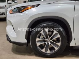 2022 Toyota Highlander XLE full