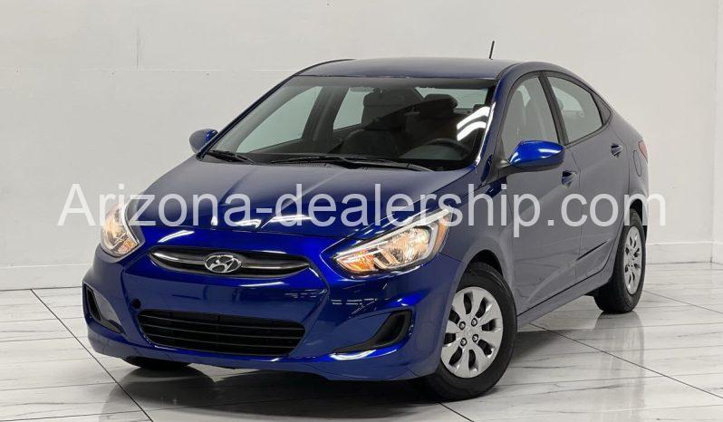 2017 Hyundai Accent SE full