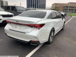 2020 Toyota Avalon XLE full