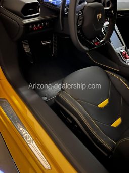 2022 Lamborghini Huracan EVO full