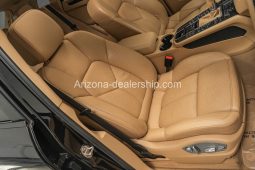 2017 Porsche Macan S full