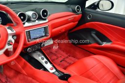 2017 Ferrari California T full