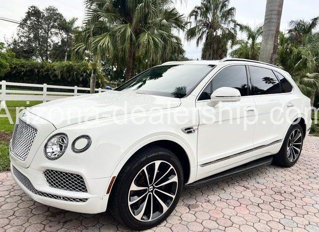 2017 Bentley Bentayga W12 Sport Utility 4D full