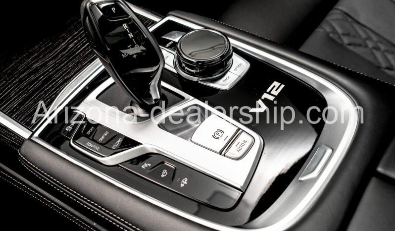 2022 BMW M760i xDrive full