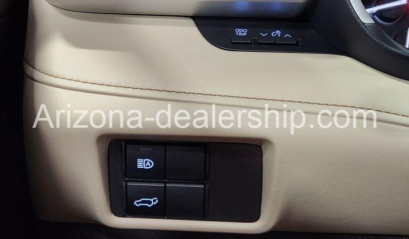 2022 Toyota Highlander XLE full