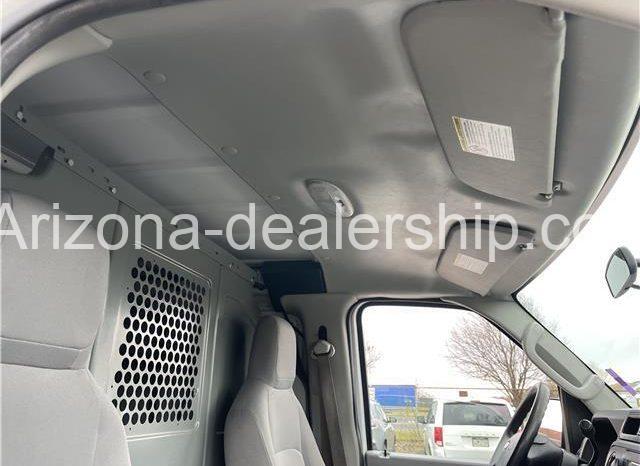 2010 Ford Econoline Cargo Van E250 Commercial full