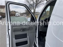 2010 Ford Econoline Cargo Van E250 Commercial full