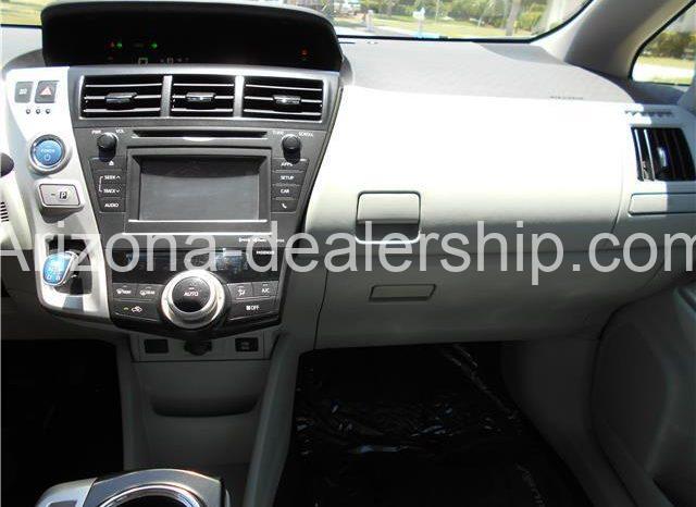 2012 Toyota Prius V full