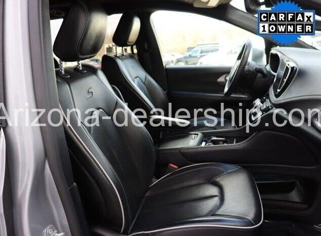 2021 Chrysler Pacifica Limited full