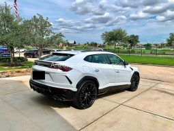 2022 Lamborghini Urus full