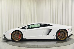 2015 Lamborghini Aventador LP 700-4 full