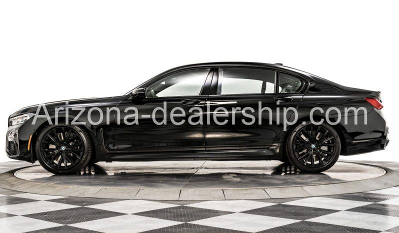 2022 BMW M760i xDrive full