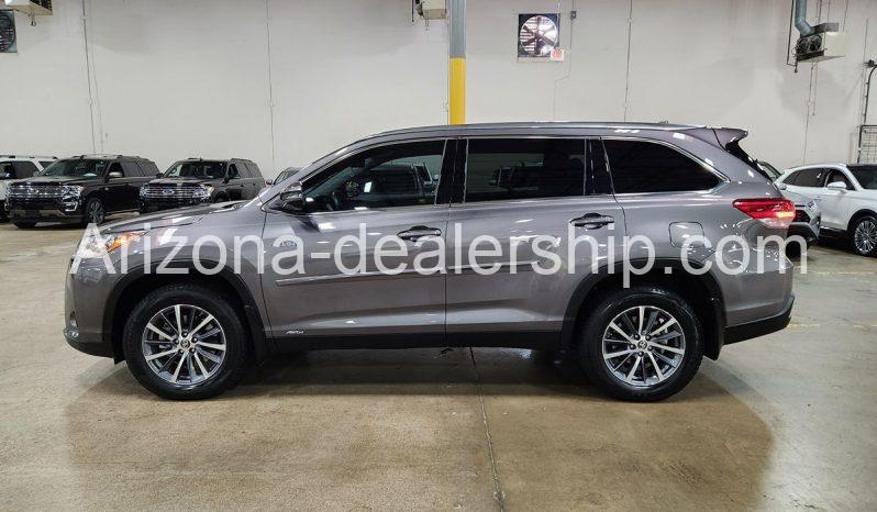 2019 Toyota Highlander Hybrid XLE full