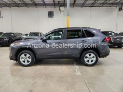 2020 Toyota RAV4 XLE full