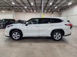 2021 Toyota Highlander Hybrid LE full