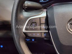 2021 Toyota Sienna LE full