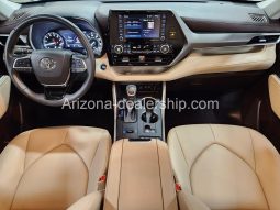 2021 Toyota Highlander XLE full