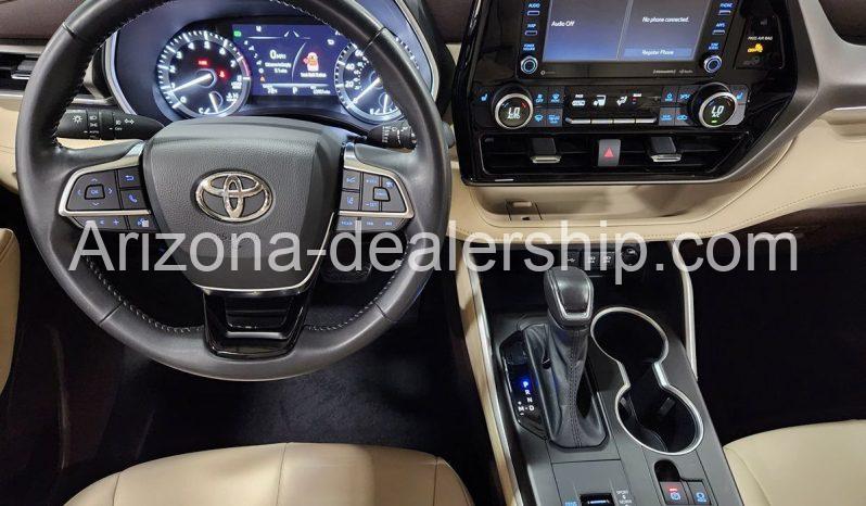 2021 Toyota Highlander XLE full