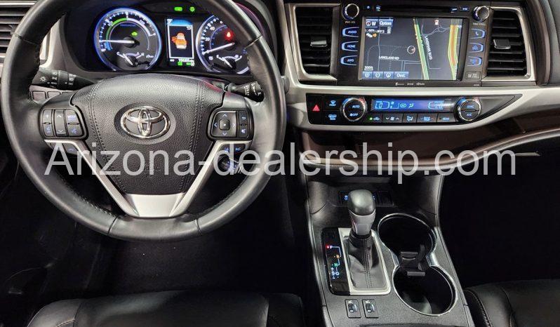 2019 Toyota Highlander Hybrid XLE full