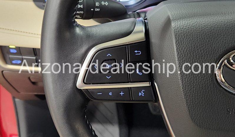 2021 Toyota Highlander XLE full