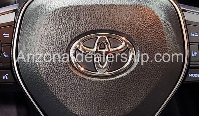 2021 Toyota RAV4 XLE Premium full