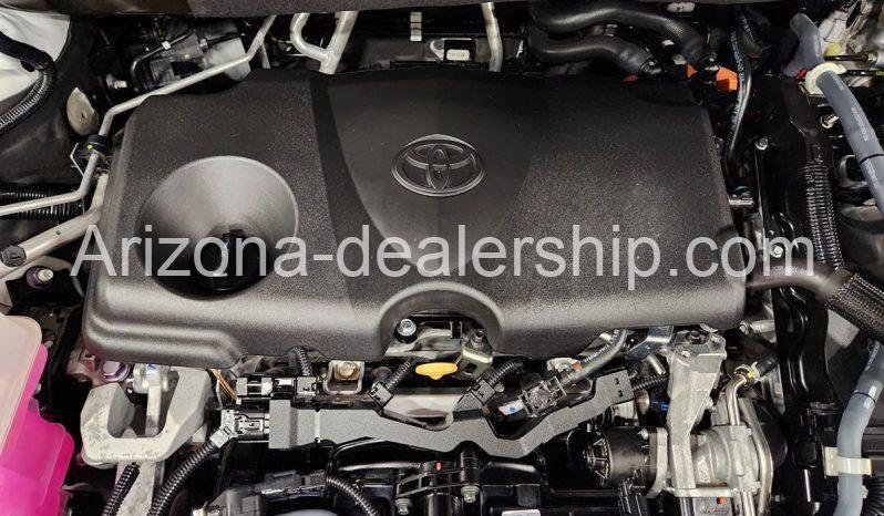 2021 Toyota Highlander Hybrid LE full