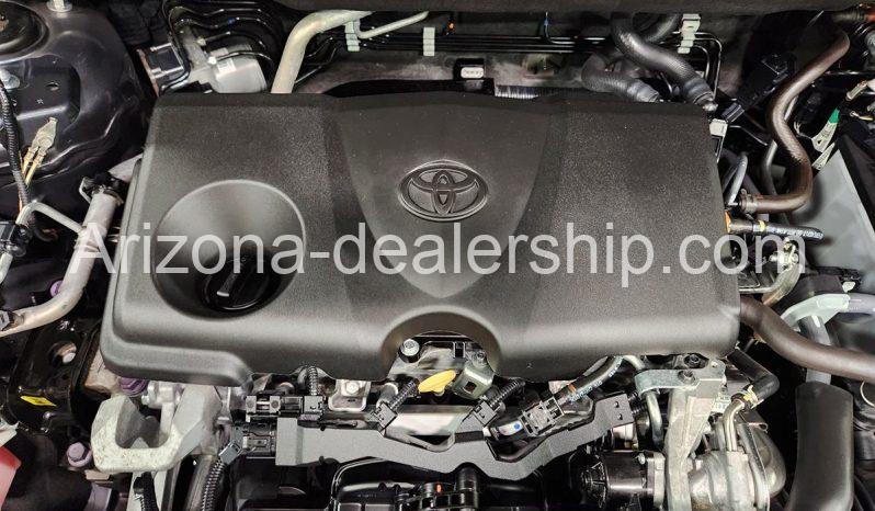 2020 Toyota RAV4 XLE full