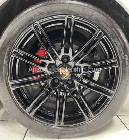 2013 Porsche Cayenne GTS full