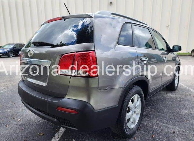 2013 Kia Sorento LX Sport Utility 4D full