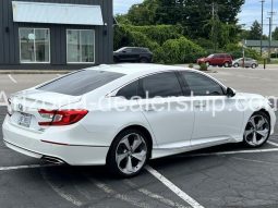 2019 Honda Accord Touring Sedan 4D full