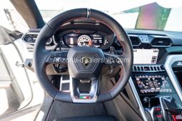 2019 Lamborghini Urus full