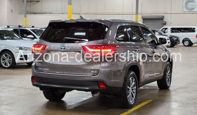 2019 Toyota Highlander Hybrid XLE full