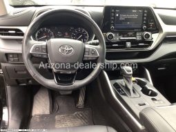 2021 Toyota Highlander XLE full